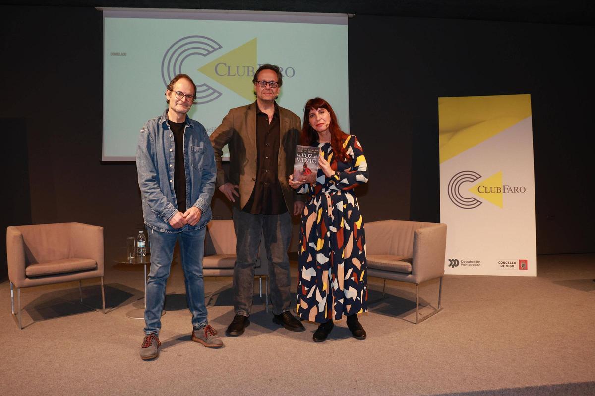 Giráldez, Romero y Goretti Irisarri, ayer en Club FARO.