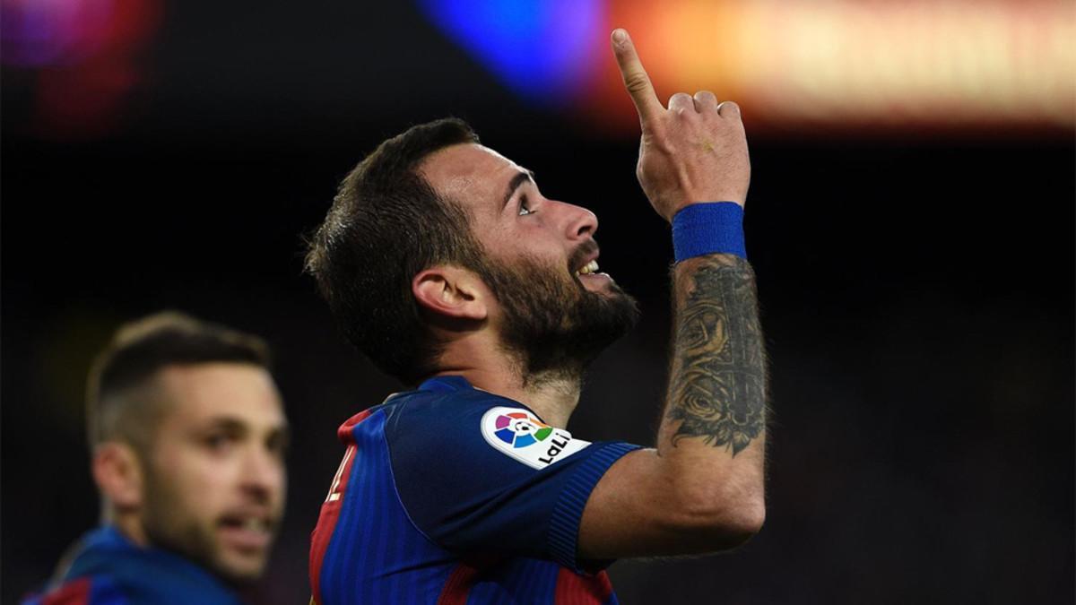 Aleix Vidal se queda en el Barça