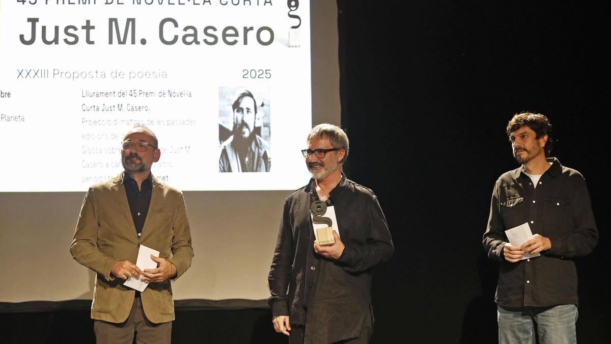 Les imatges del lliurament del 45è Premi de Novel·la Curta