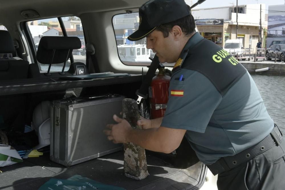 Recuperan parte de un ancla romana en aguas de Cab