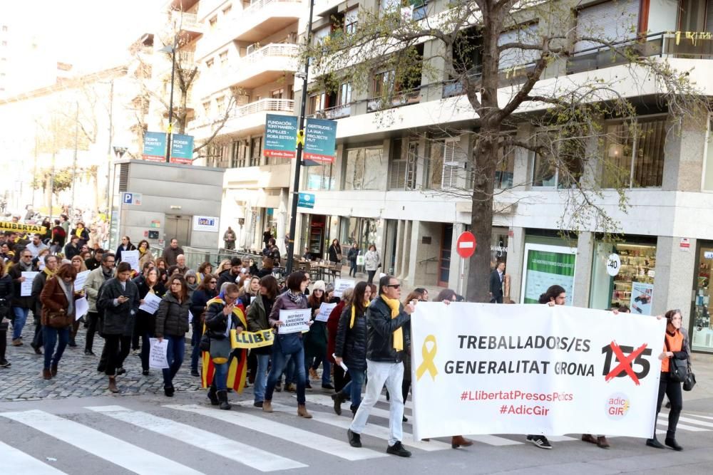 Concentració a Girona per demanar la llibertat de Puigdemont