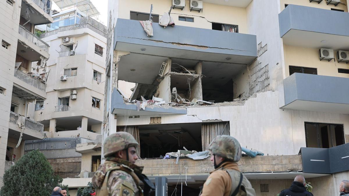 Estado en el que han quedado algunas de las habitaciones del hotel Comfort, en la zona cristiana de Baabda.
