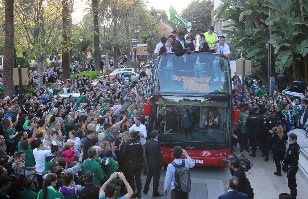 Málaga se lanza la calle para celebrar la EuroCup