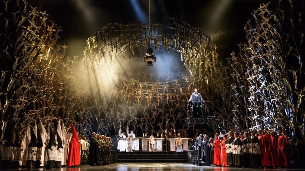 El montaje de la Fura de 'Norma', en Covent Garden, que inaugura la temporada de la Royal Opera House de Londres.