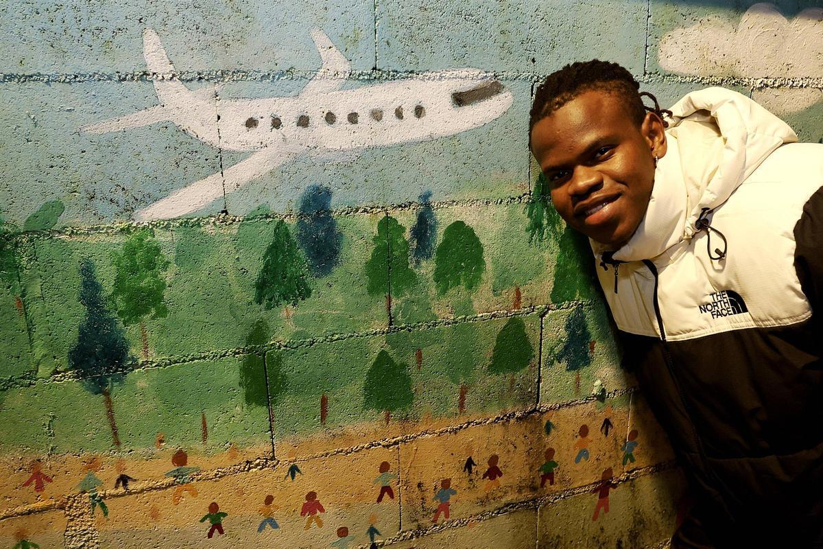 Moustafa Diallo, de 21 años y residente en Santiago