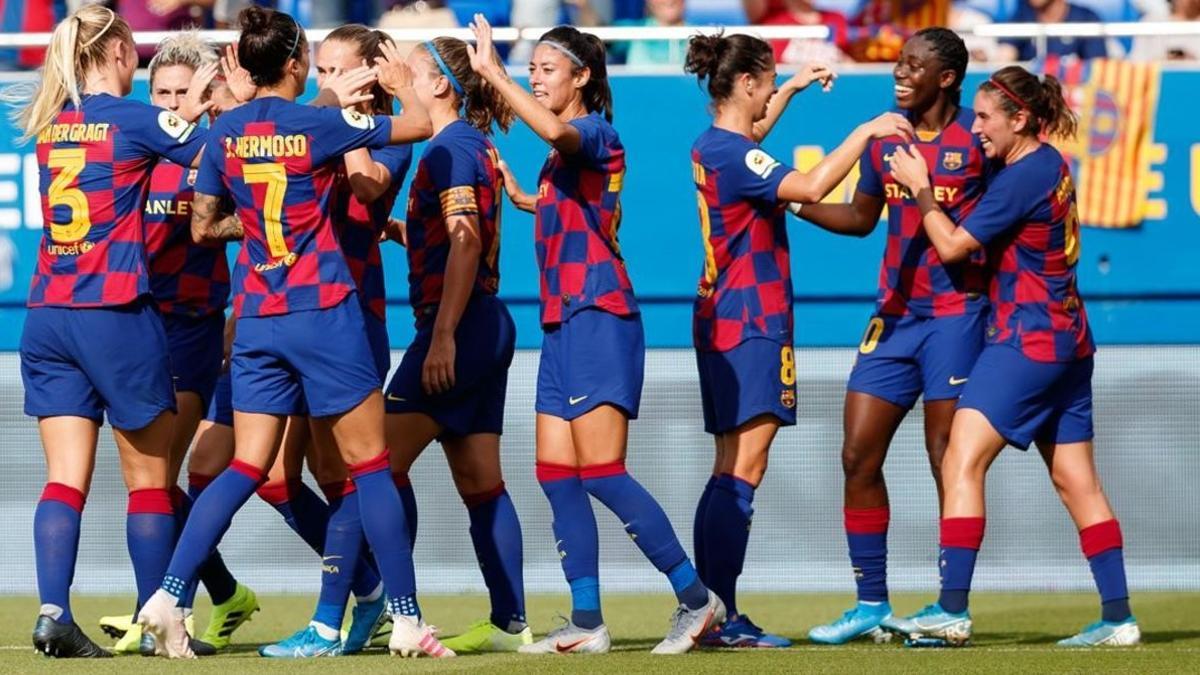 Las jugadoras del Barça celebran uno de los goles al Atlético de Madrid (6-1) el pasado sábado.