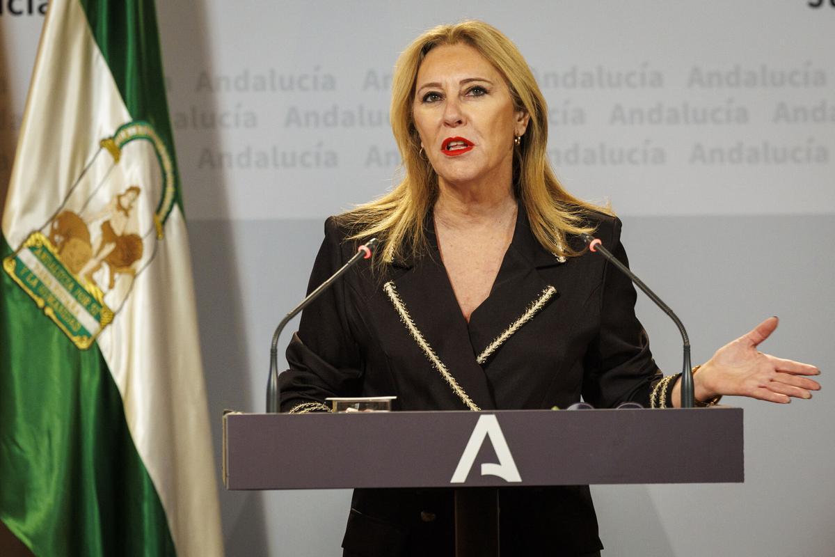 La consejera de Economía, Hacienda y Fondos Europeos y portavoz del ejecutivo, Carolina España