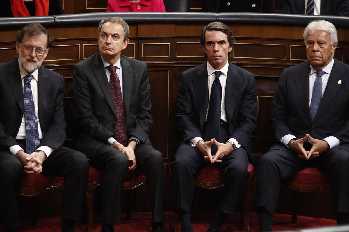 Archivo - Los ex presidentes del Gobierno Mariano Rajoy, José Luis Rodríguez Zapatero, José María Aznar y Felipe González en el acto conmemorativo del 40º aniversario de la Constitución de 1978. Archivo - Los ex presidentes del Gobierno Mariano Rajoy, José Luis Rodríguez Zapatero, José María Aznar y Felipe González en el acto conmemorativo del 40º aniversario de la Constitución de 1978.