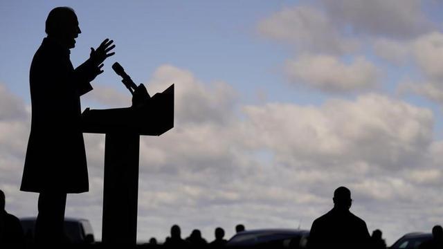 Joe Biden en un acto de campaña este lunes.