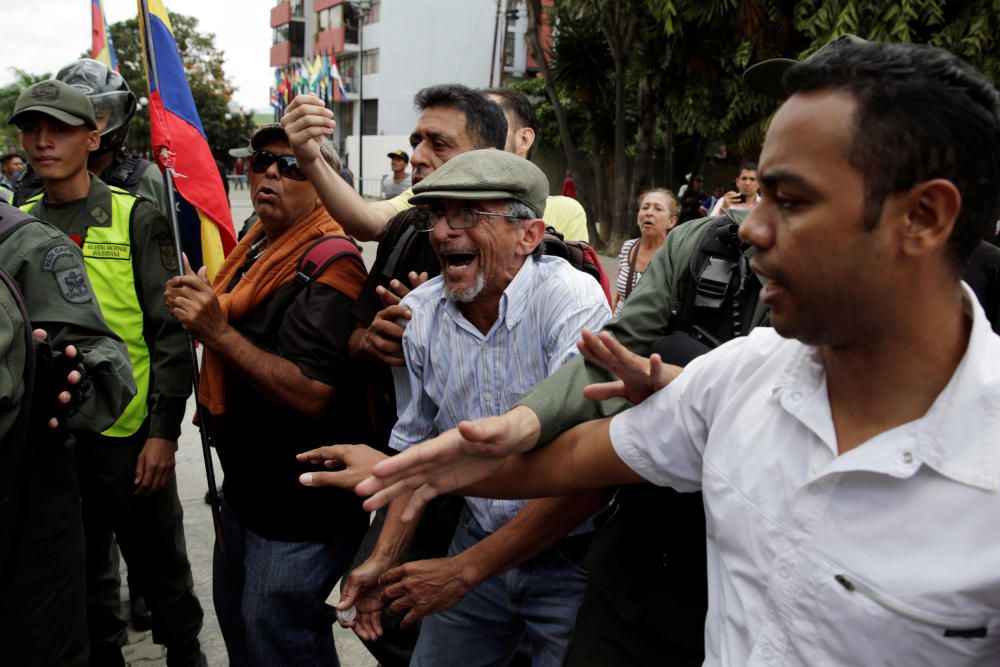 Protestas en Venezuela por la decisión del Supremo de invalidar la Asamblea Nacional