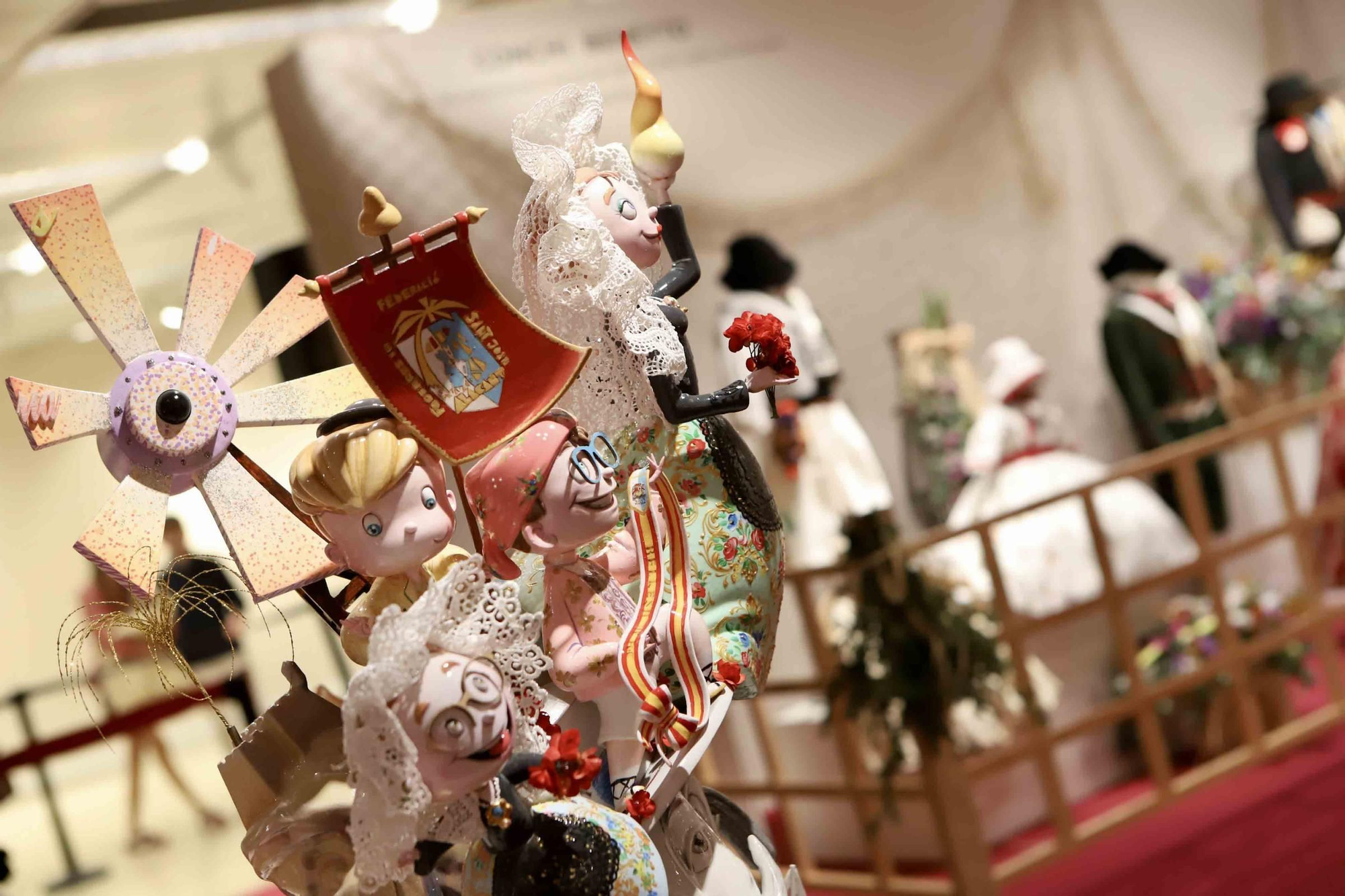 El Corte Inglés y la Federació de les Fogueres de Sant Joan inauguran “Els xiquets de la festa”, una exposición homenaje a los artistas, foguerers y barraquers infantiles