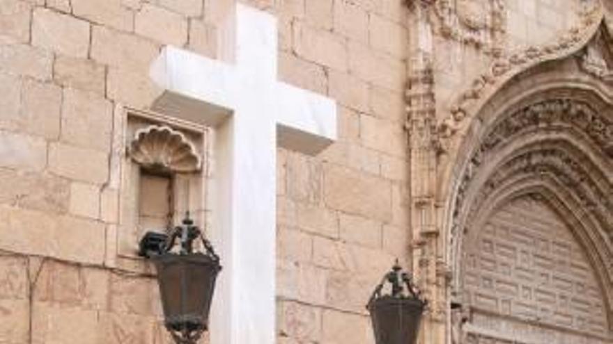 La Generalitat respalda la retirada de la Cruz de los Caídos