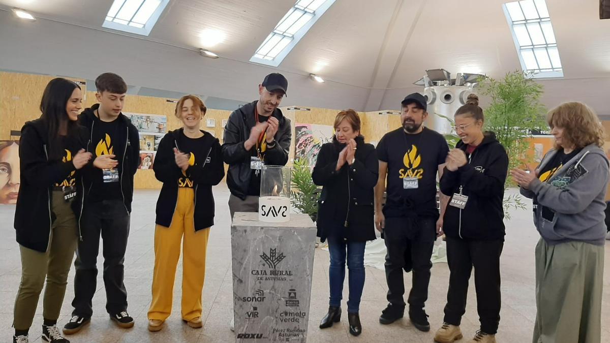 Así arrancó la Feria de Arte de Pola de Siero