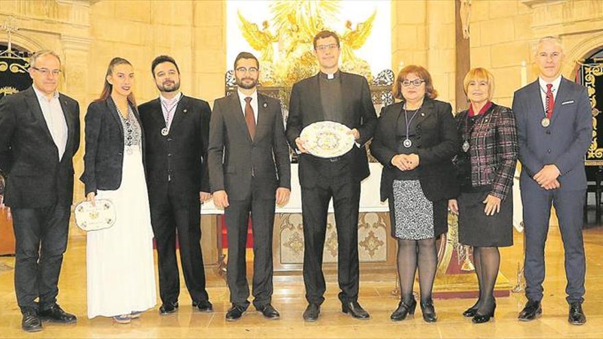 Las hermandades de l’Alcora viven el pregón previo al participativo Domingo de Ramos