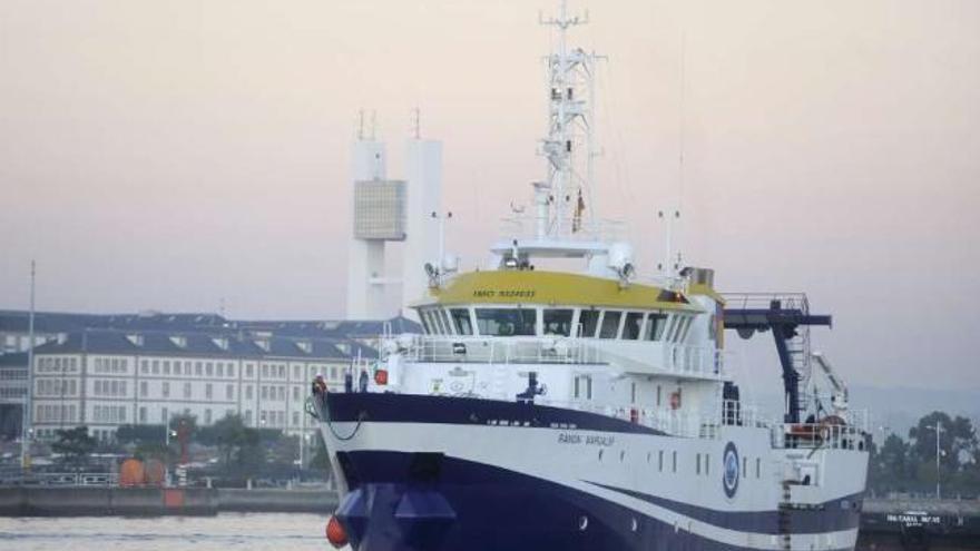 El buque oceanográfico &#039;Ramón Margalef&#039;, esta semana, en A Coruña. / juan varela