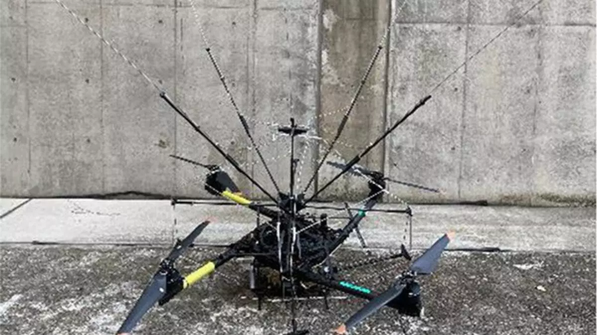 Crean en Japón el primer dron que puede controlar relámpagos y rayos en el cielo