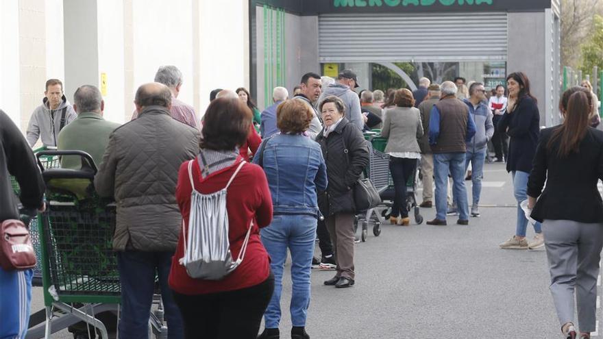 Coronavirus en Córdoba: Mercadona acorta horarios y reduce el aforo en las tiendas