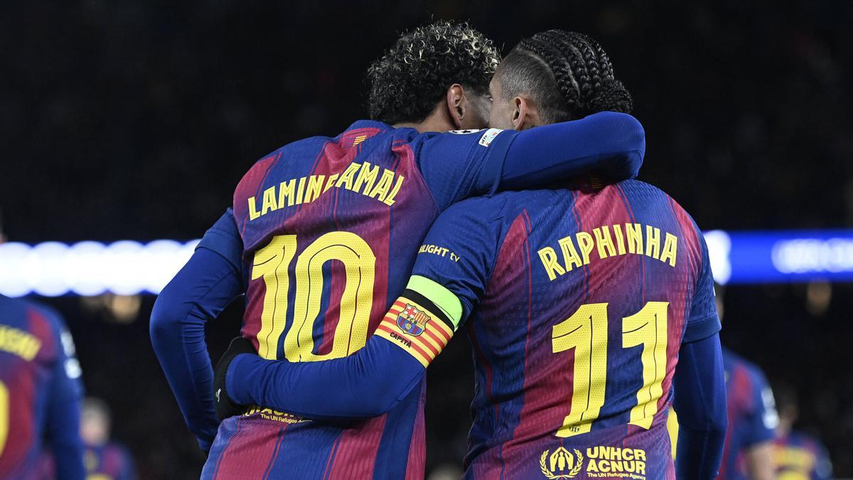 El cohete de Raphinha que da el tercer gol del Barça