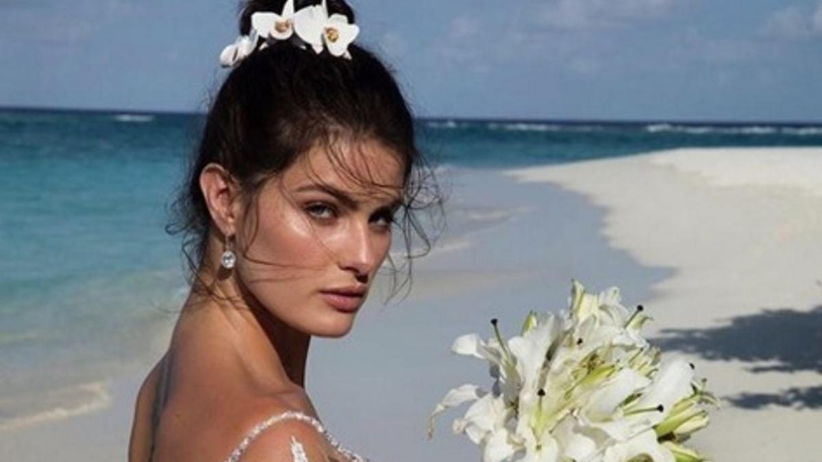 El vestido de novia de Isabeli Fontana