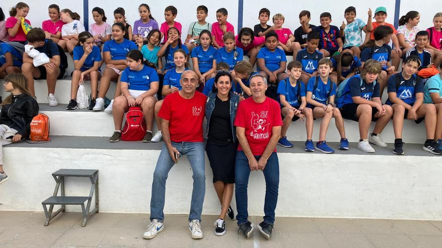 El Trinquet Municipal de Ondara enseña la pilota grossa a los niños