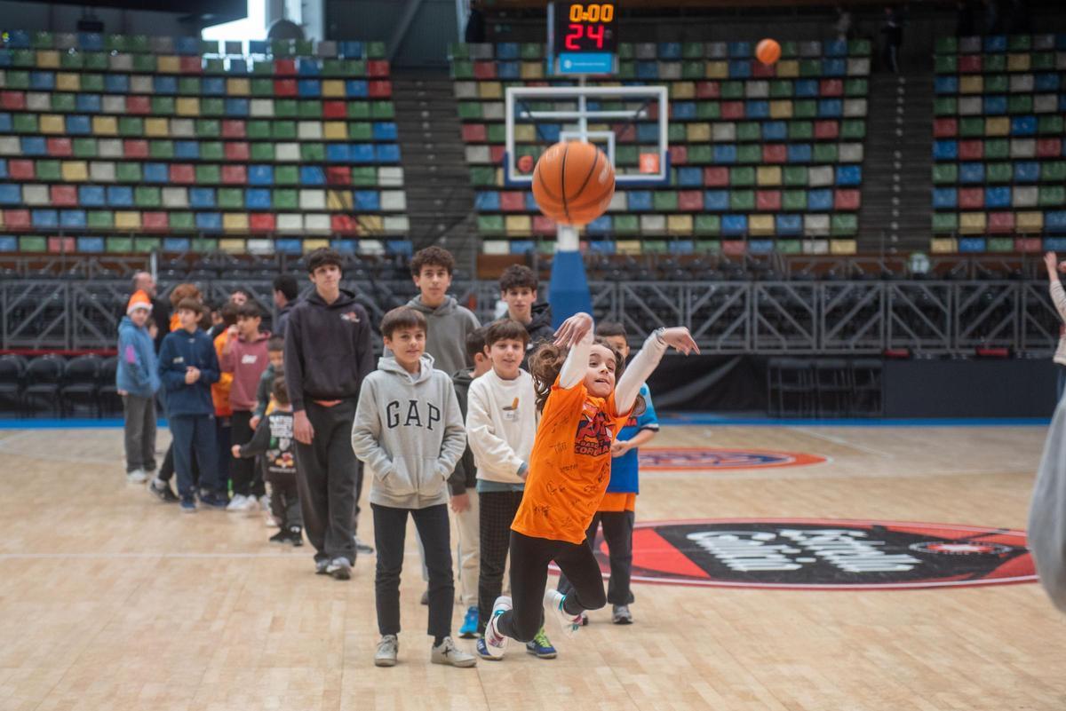 Entrenamiento de puertas abiertas del Leyma en el Coliseum