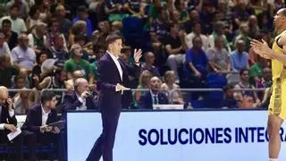 Jaka Lakovic, entrenador de La Laguna Tenerife: "Las estadísticas son como el bikini, te enseñan mucho... pero no lo más importante"