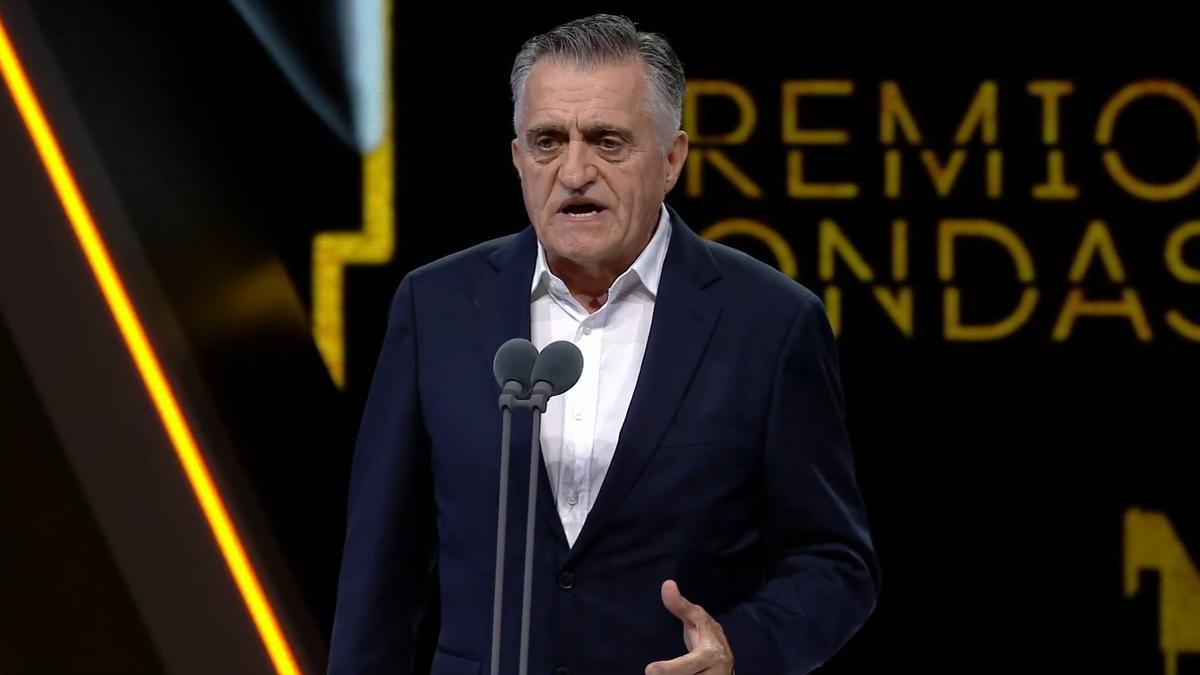 El Gran Wyoming cita a Raimon en los premios Ondas... aunque dice que es de Alcoi