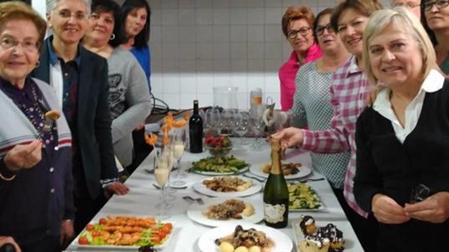 Algunas de las mujeres participantes en el taller.