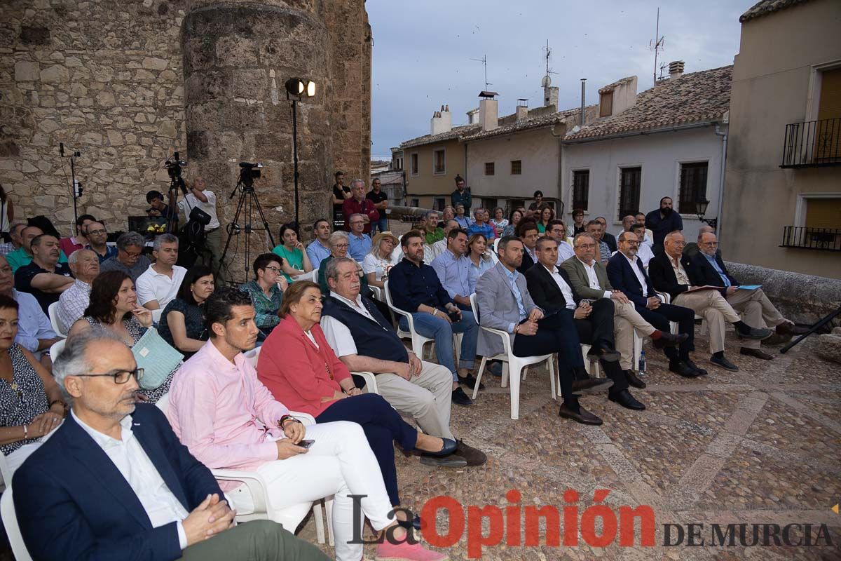 Así fue la presentación del libro ''Caravaca inédita. Un viaje desde la prehistoria hasta nuestros días'