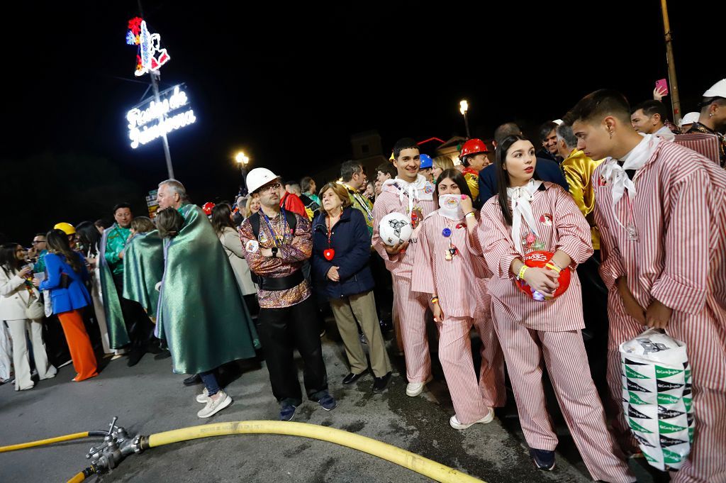 El desfile del Entierro de la Sardina y la quema, en imágenes