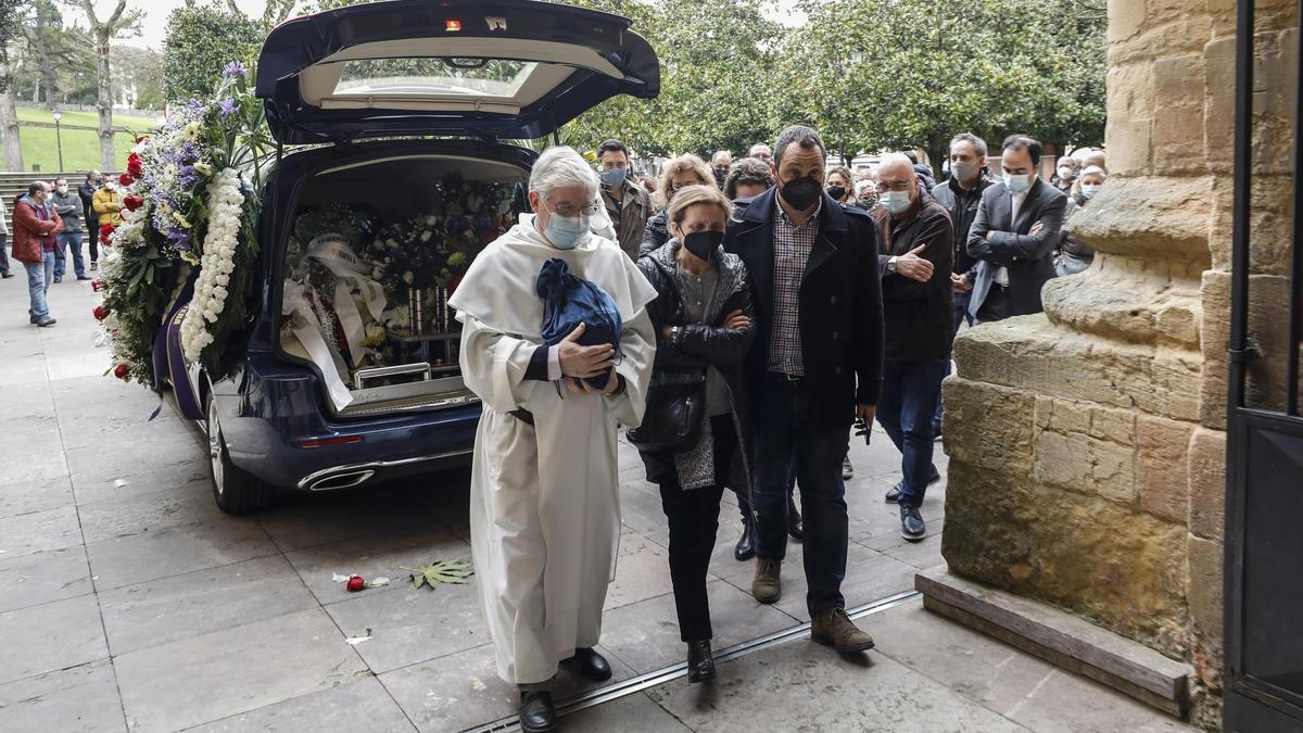 Funeral de Virgilio García