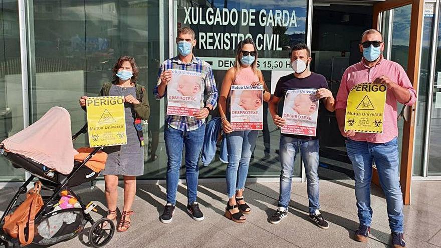 Concentración a las puertas del juzgado el día del juicio.