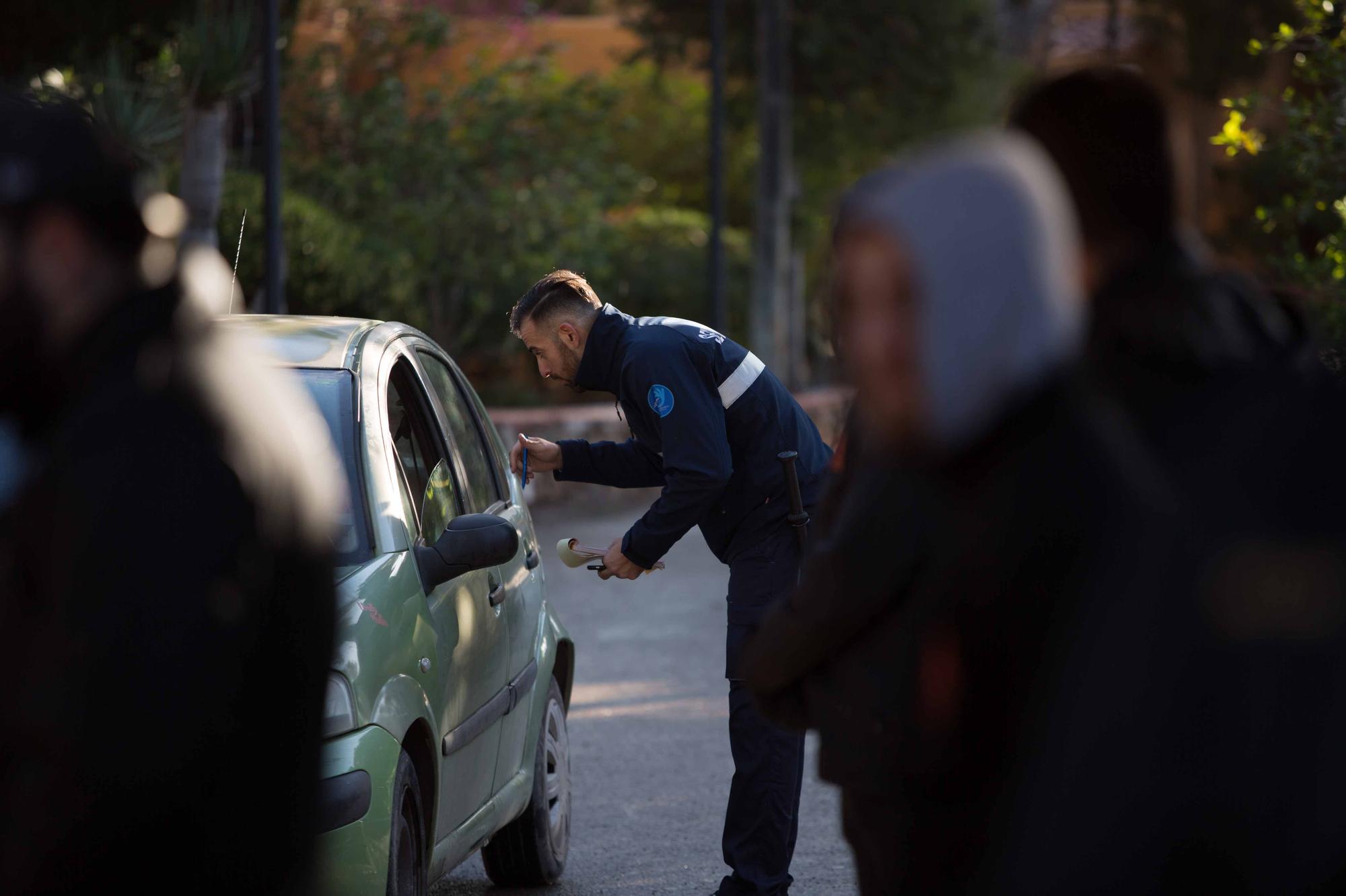 Comienza el dispositivo para desalojar a más de un centenar de okupas de Punta Arabí en Ibiza