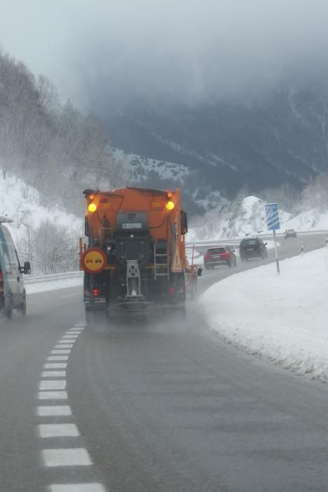 Temporal en la autopista del Huerna