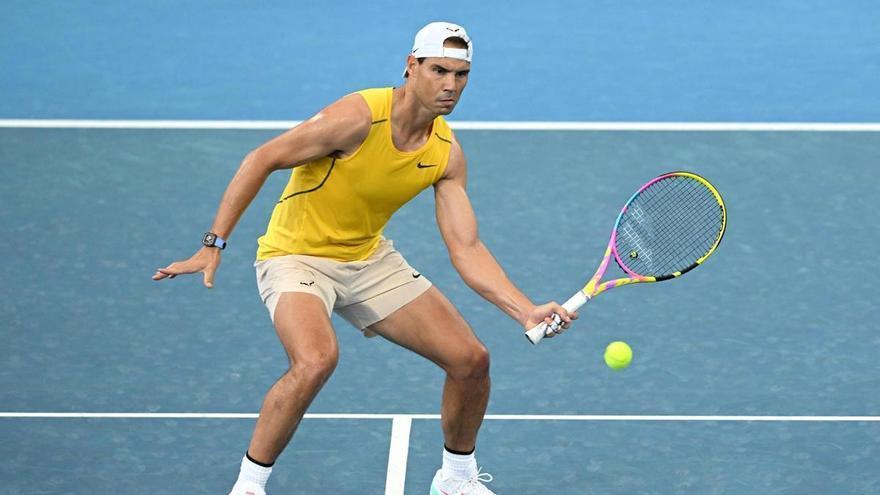 Rafa Nadal vuelve a las pistas: Horario y dónde ver su primer partido en Brisbane