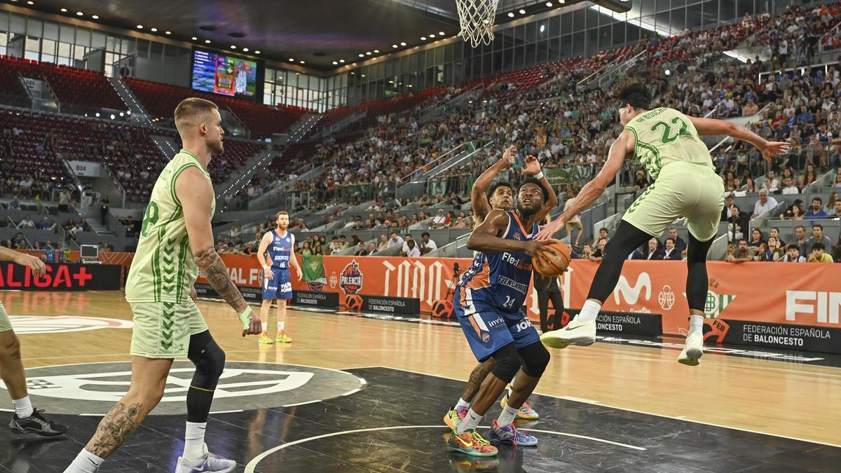 92-97. El Betis vuelve a la Liga Endesa tras derrotar al Fuenlabrada en la prórroga