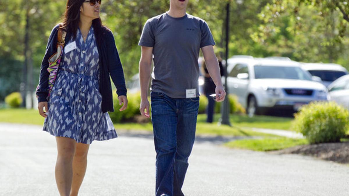 Mark Zuckerberg y su esposa, Priscilla Chan.