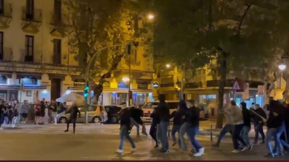 Imagen de la pelea en Sevilla