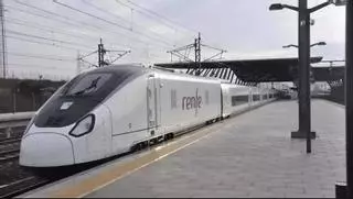 ¿Cuál es la diferencia entre AVE, Avril, Avlo o Alvia? Todo lo que debes saber de los nuevos trenes que llegarán a Vigo en mayo