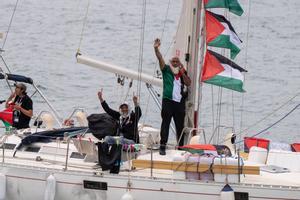 La Flotilla retrasa su salida de Barcelona por las condiciones meteorológicas