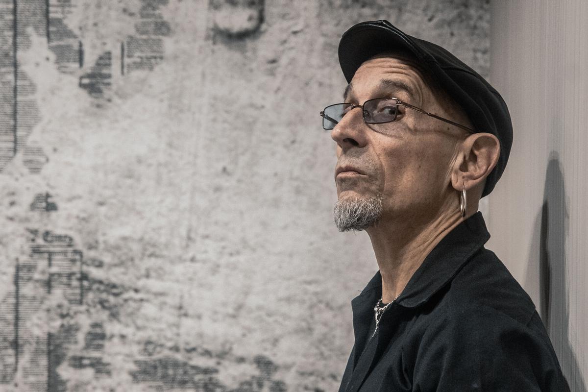 Fito Cabrales, cantante de Fito y FItipaldis, durante un entrevista para Europa Press, en el Hotel Novotel Center, a 22 de octubre de 2025, en Madrid (España). El nuevo disco de Fito & Fitipaldis se titula ‘El monte de los aullidos’ y saldrá a la venta el 24 de octubre de 2025 bajo Warner Music Spain. Contiene diez canciones, incluyendo una instrumental. Este álbum marcará el inicio de la gira Aullidos Tour, que recorrerá España entre noviembre de 2025 y mayo de 2026. 22 OCTUBRE 2025 Ricardo Rubio / Europa Press 22/10/2025. Ricardo Rubio;category_code_new