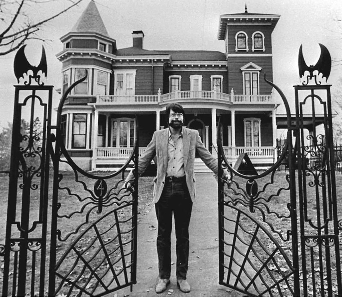 Un llibre aborda el mètode per aterrir el món de Stephen King
