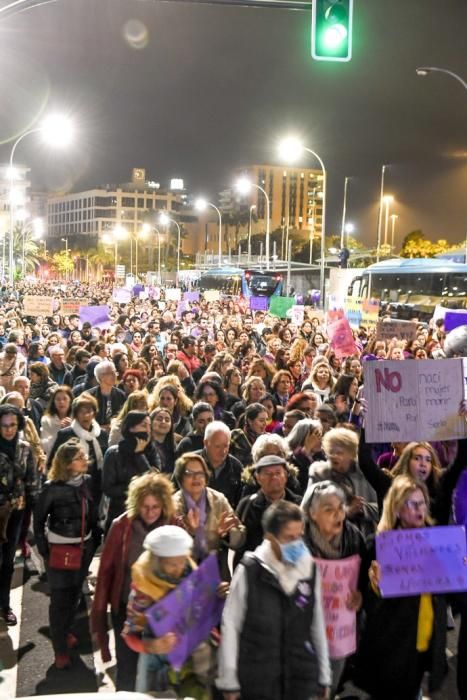 GENTE Y CULTURA 07-03-19  LAS PALMAS DE GRAN CANARIA. 8M Día Internacional de la Mujer. Manifestación por el 8M Día Internacional de la Mujer. FOTOS: JUAN CASTRO