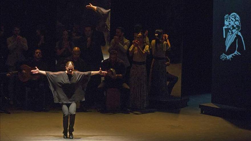 Sara Baras rinde homenaje a los &quot;genios del flamenco&quot; en &quot;Voces&quot; en Madrid