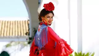 Una de las grandes diseñadoras de moda flamenca cierra su tienda: aprovecha los descuentos