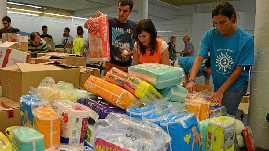 Recollida de bolquers al Centre Cívic de la ciutat, diumenge