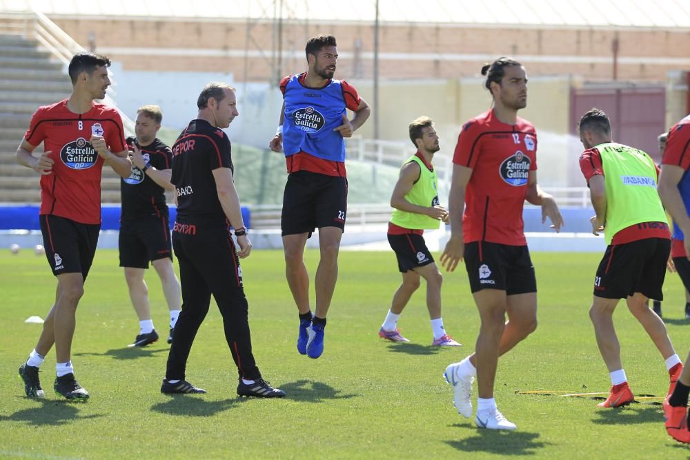 El Dépor prepara en Benidorm el partido del Elche