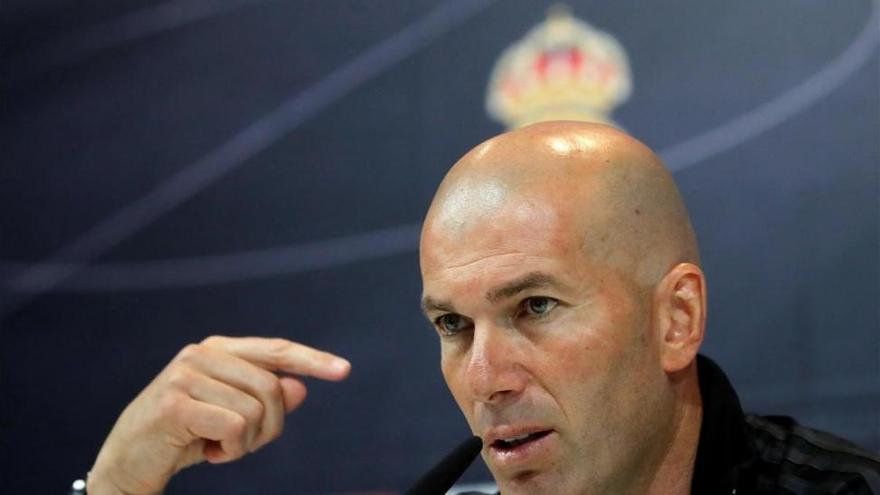 Zidane: &quot;No vamos a hacer pasillo al Barça porque ellos no lo hicieron&quot;