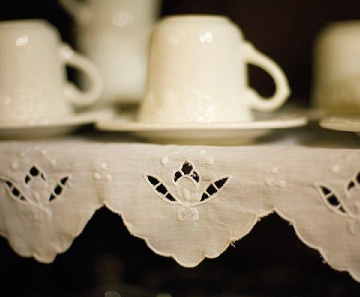 Detalle de la
casa rural La Venta del
Alma, en Robledo
de Guzpeña.