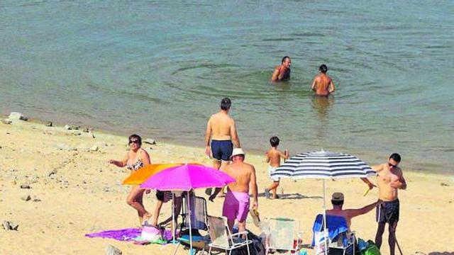 Playa Ricobayo en anteriores veranos.